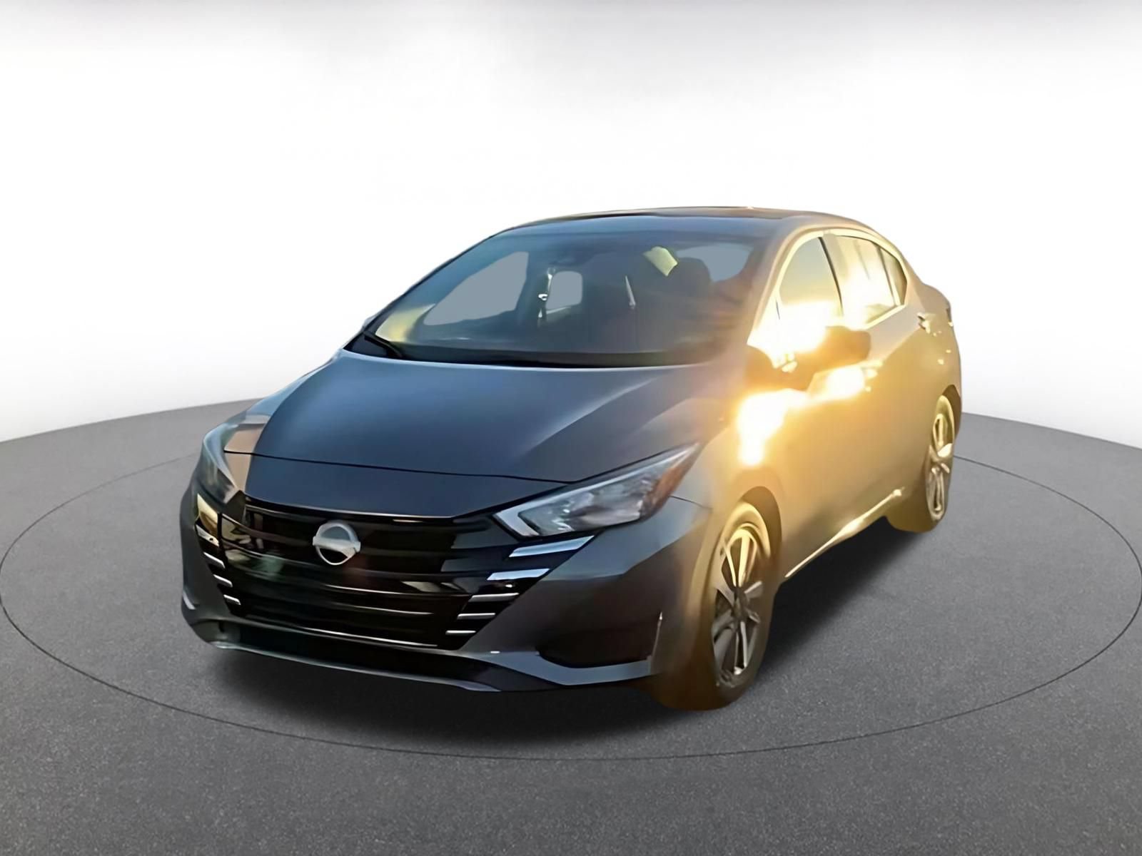 Used 2025 Nissan Versa SV FWD image 7