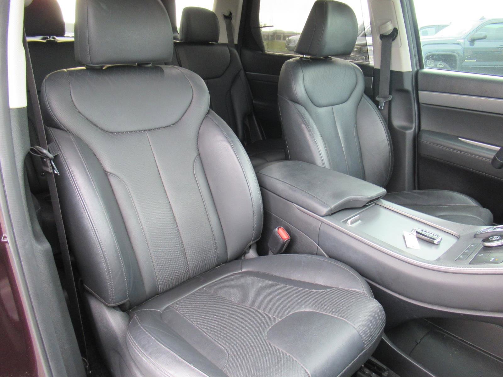 Used 2022 Hyundai Palisade SEL w/ 8P Bench Seat Package FWD image 9
