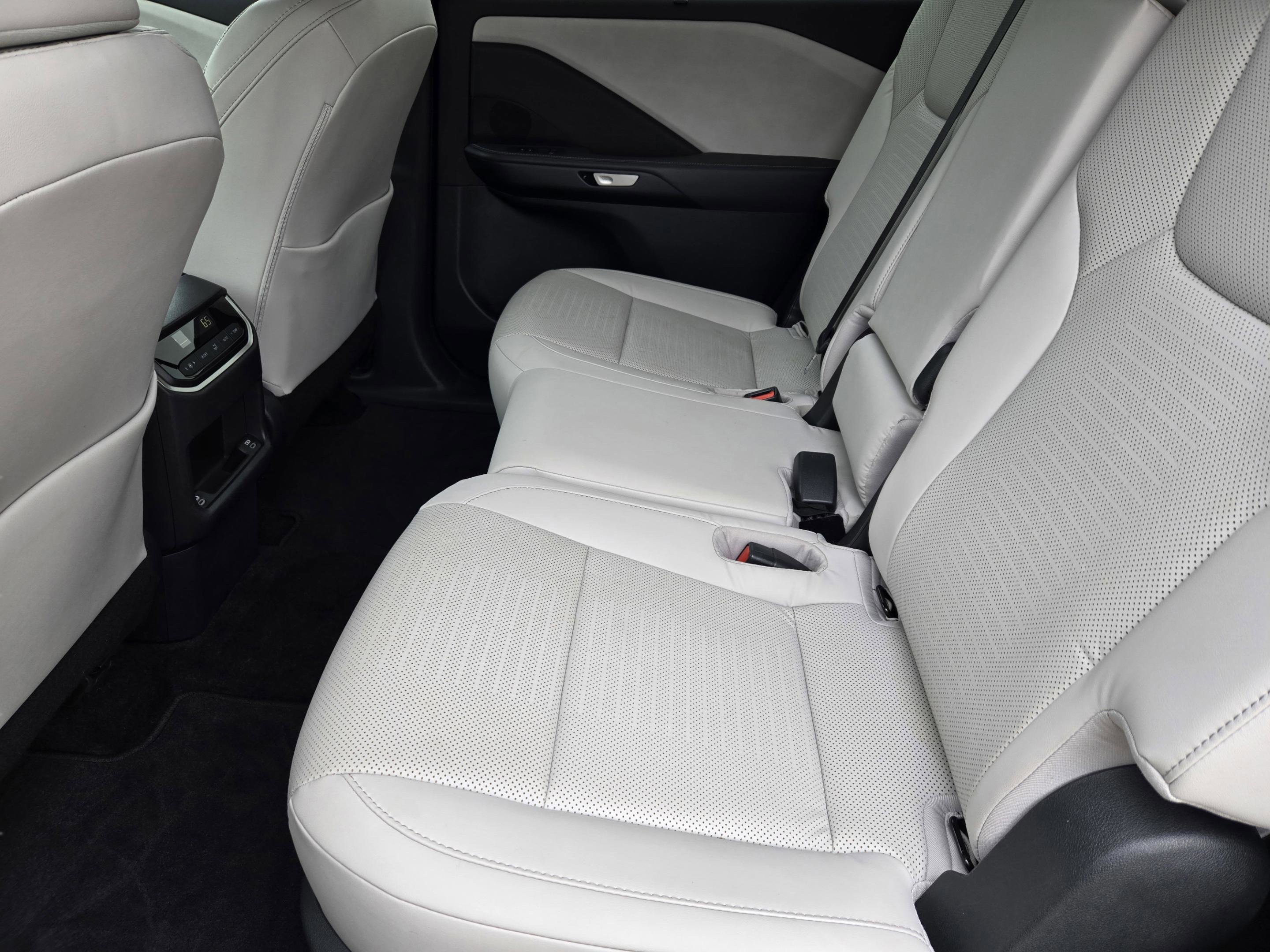 Used 2025 Lexus TX 350 AWD w/ Technology Package image 30
