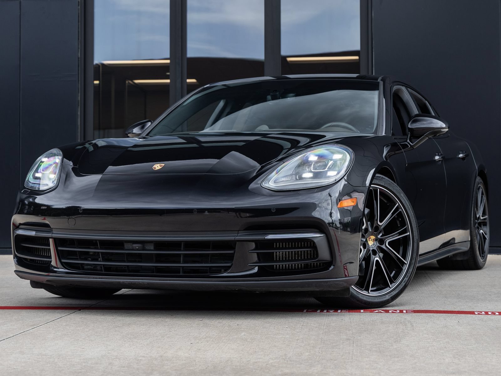 Certified 2018 Porsche Panamera 4S