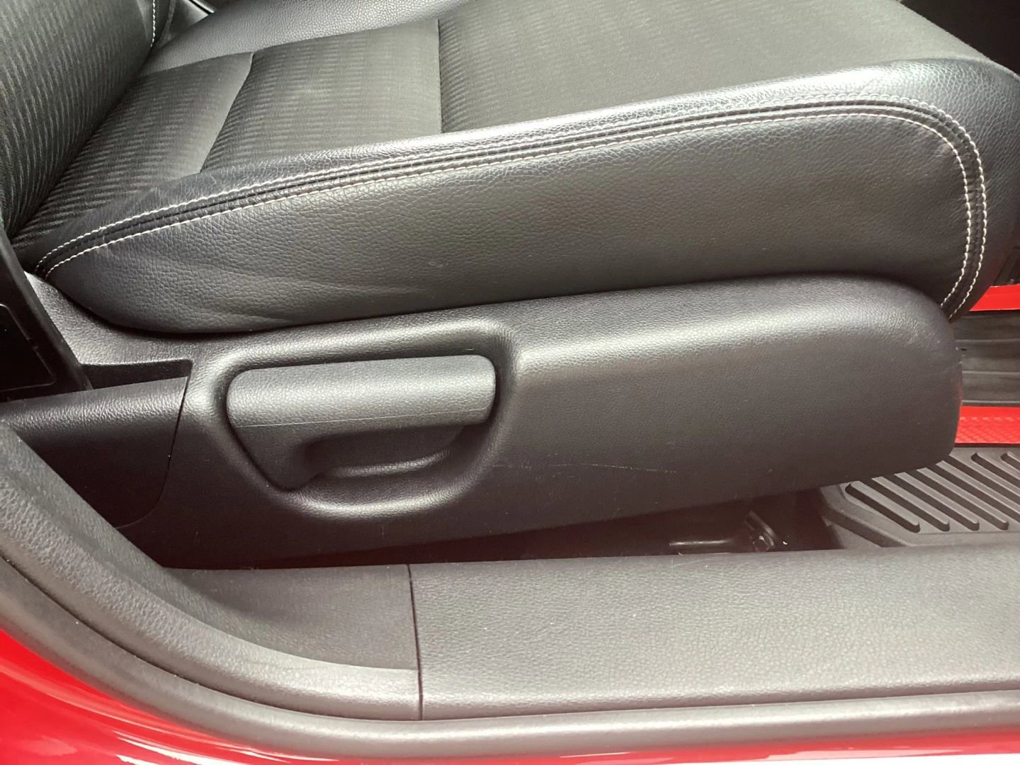Used 2016 Honda Accord Sport image 38