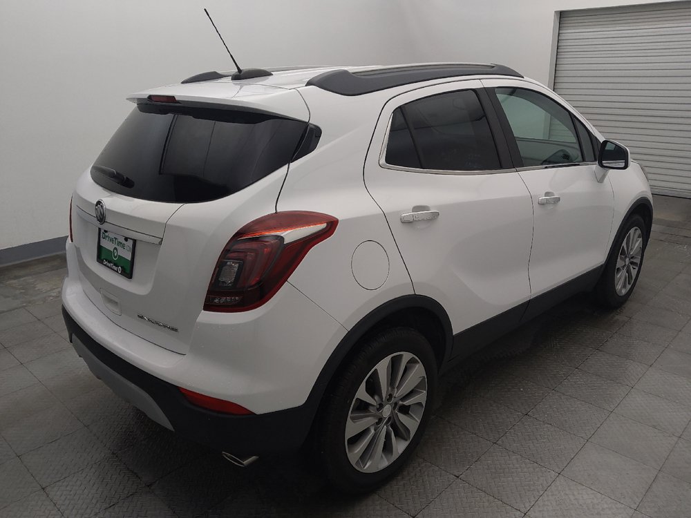 Used 2020 Buick Encore Preferred FWD image 9