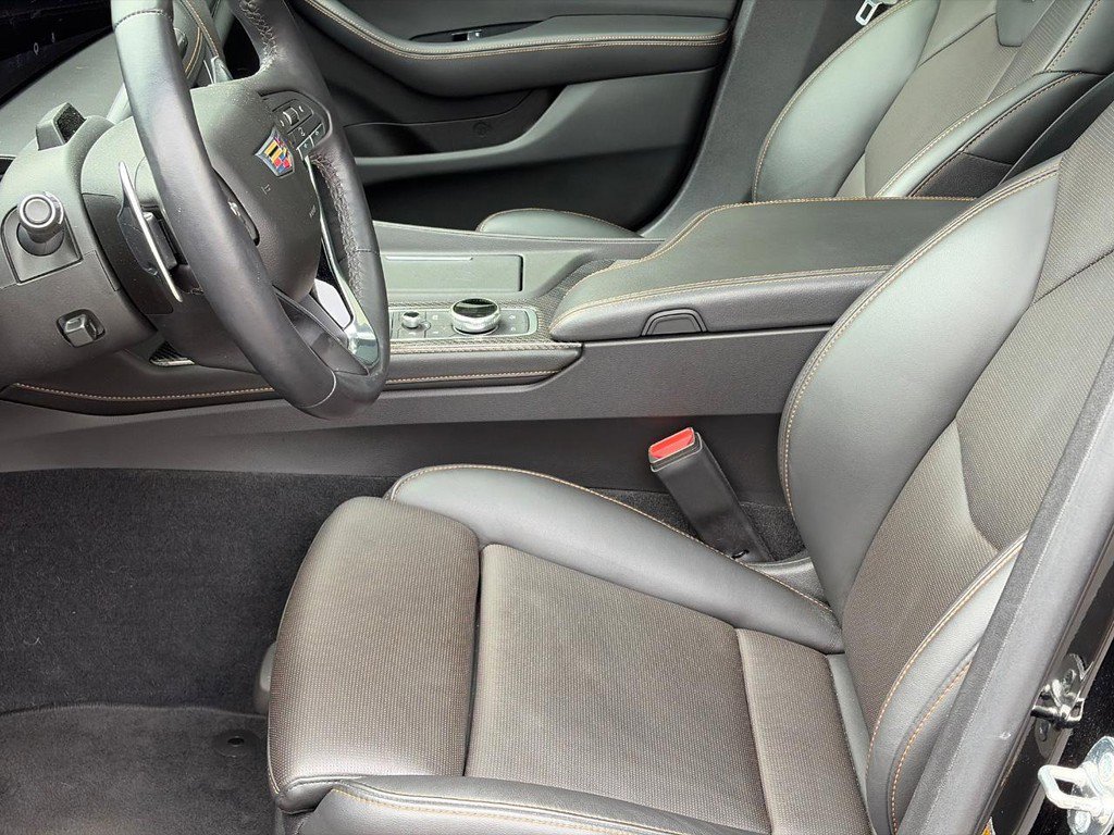 Certified 2025 Cadillac CT5 Sport w/ Technology Package image 14