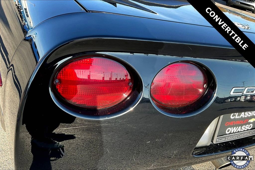 Used 2003 Chevrolet Corvette Base w/ Preferred Equipment Group1 image 16