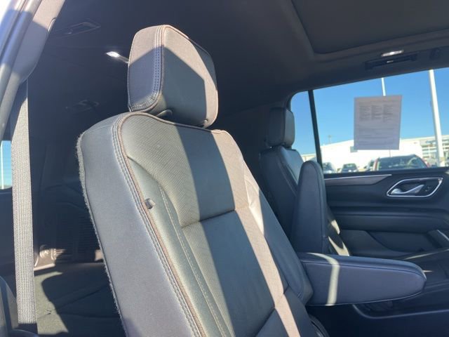 Used 2022 Chevrolet Suburban High Country image 51