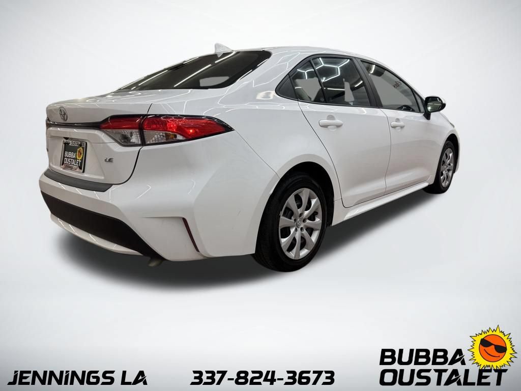 Used 2022 Toyota Corolla LE FWD image 4