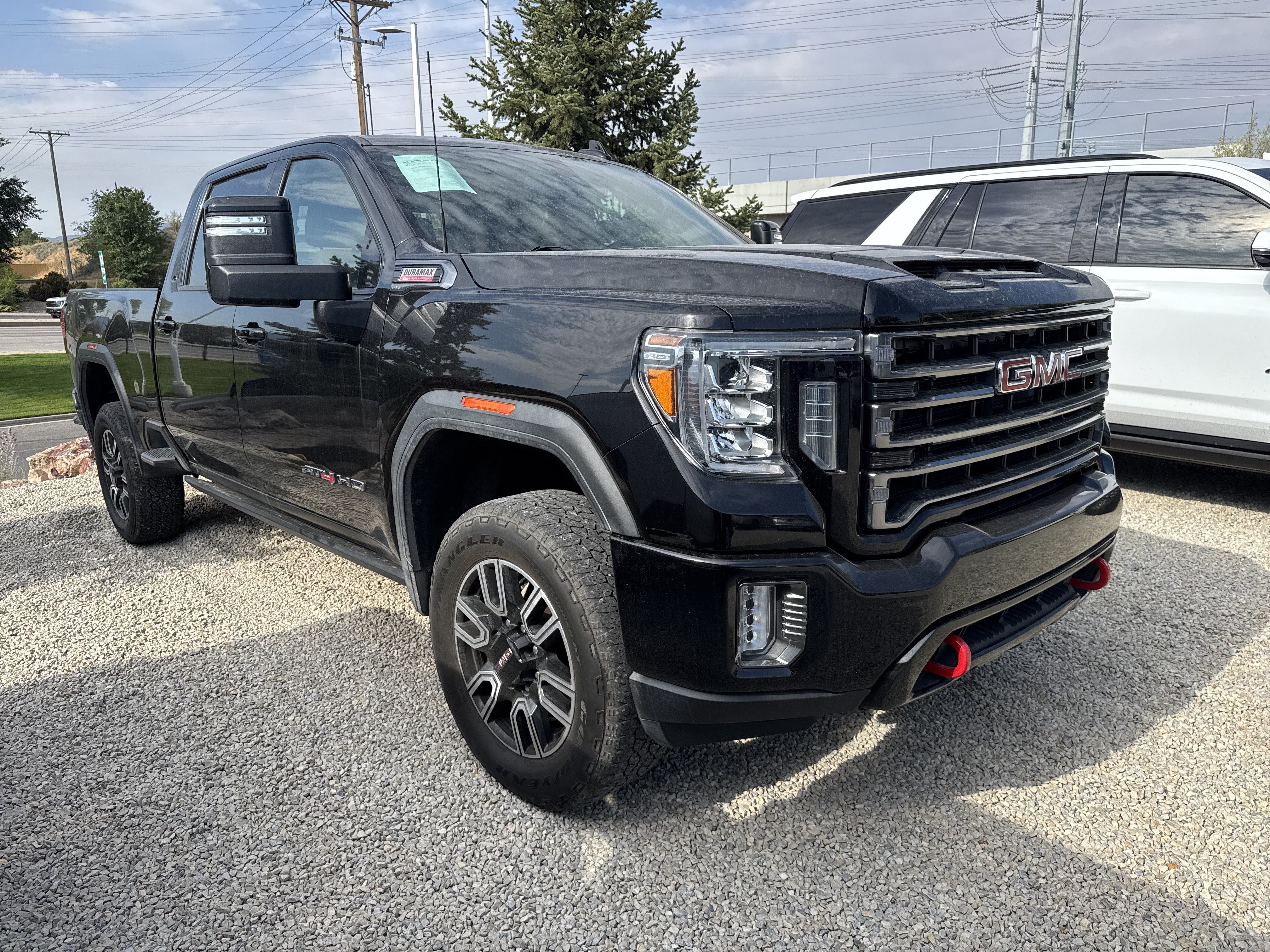 Used 2023 GMC Sierra 3500 AT4 w/ Gooseneck/5TH Wheel Package AWD/4WD image 2