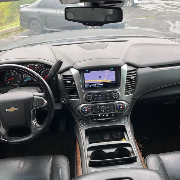 Used 2016 Chevrolet Suburban LTZ image 14