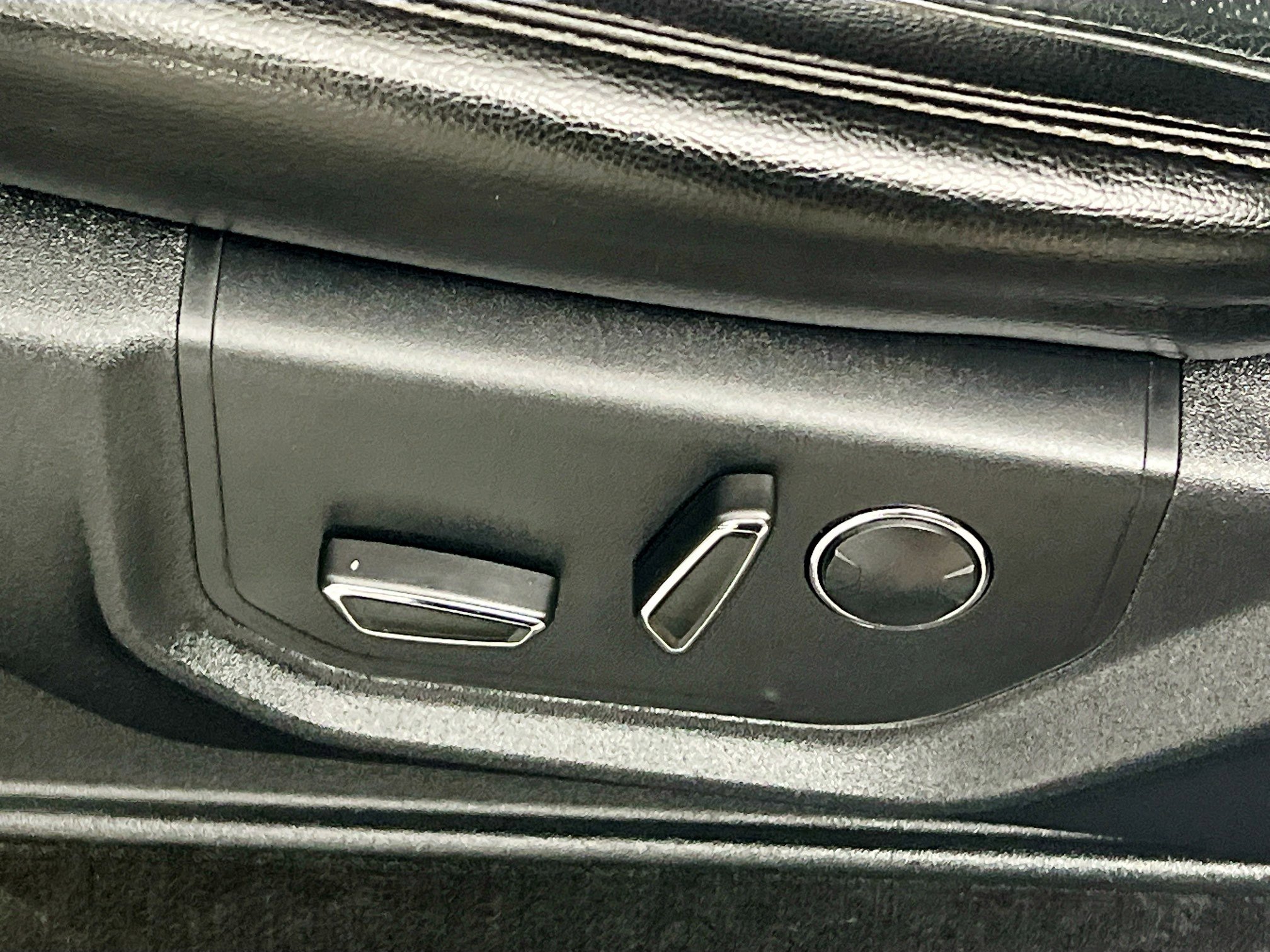 Used 2018 Ford F250 Lariat w/ Lariat Ultimate Package image 15