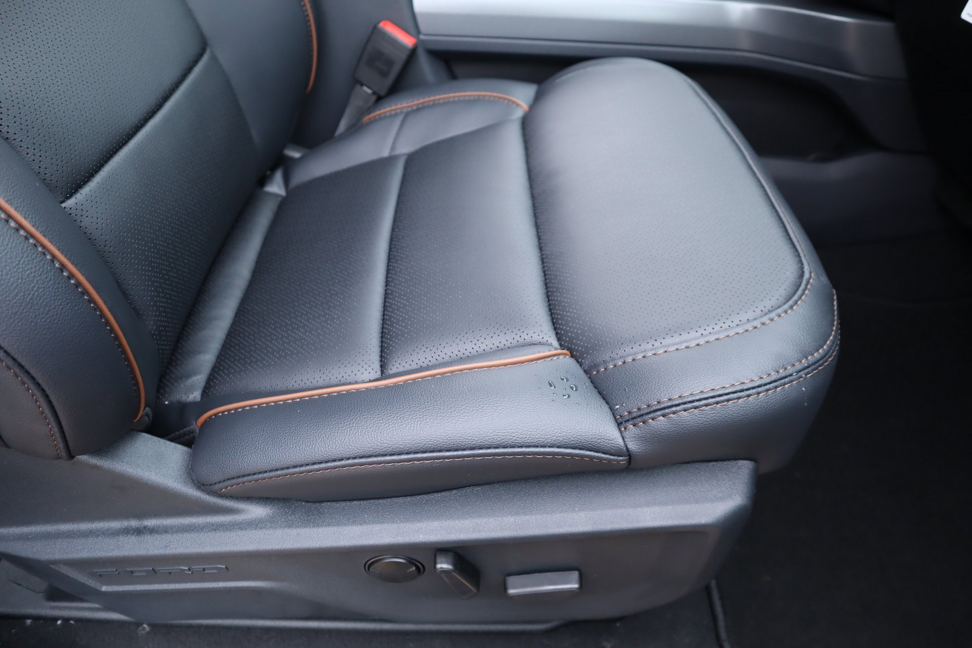 New 2026 Ford F250 Lariat w/ Tremor Off-Road Package image 15