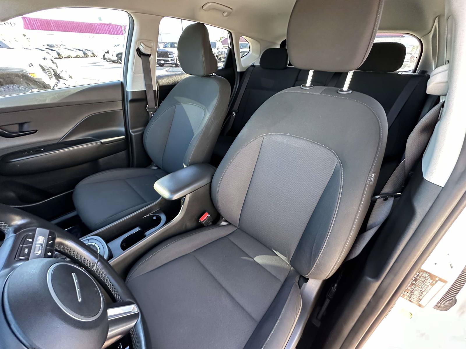 Used 2025 Hyundai Kona SEL FWD image 26