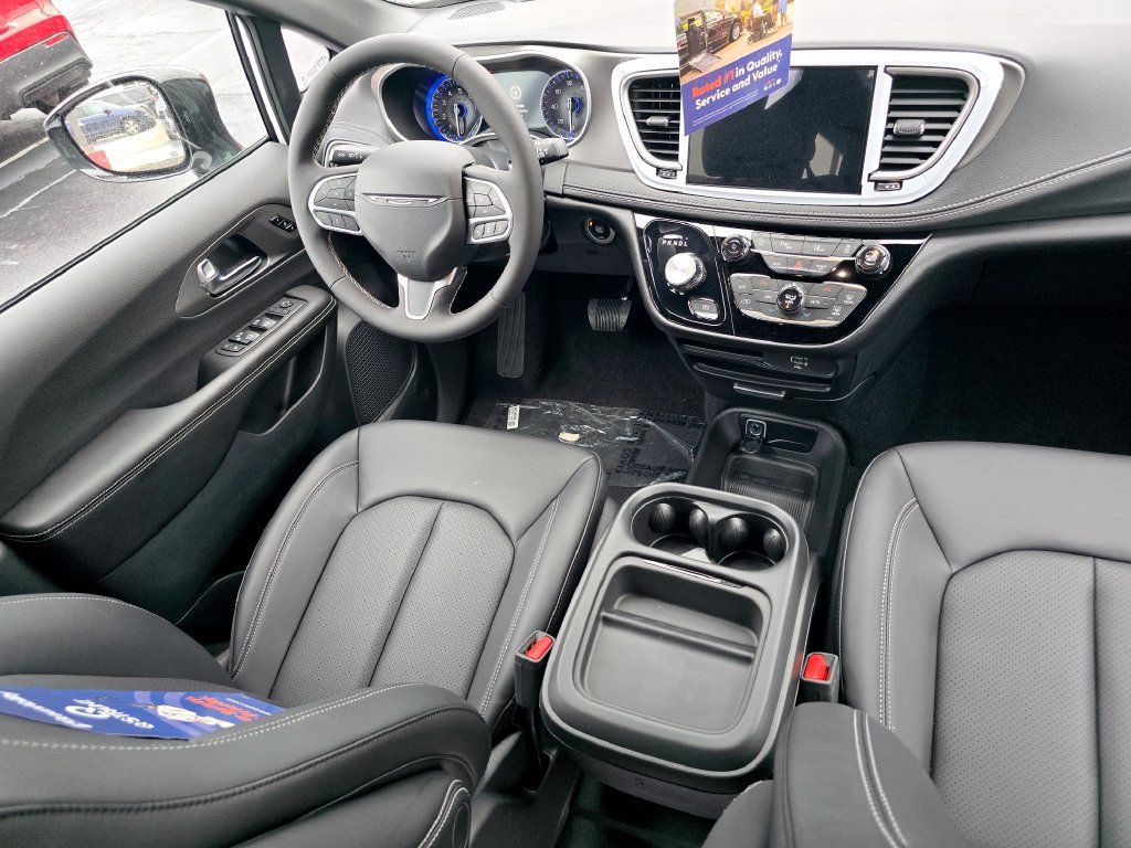 Used 2027 Chrysler Pacifica Select w/ S Appearance Package FWD image 19