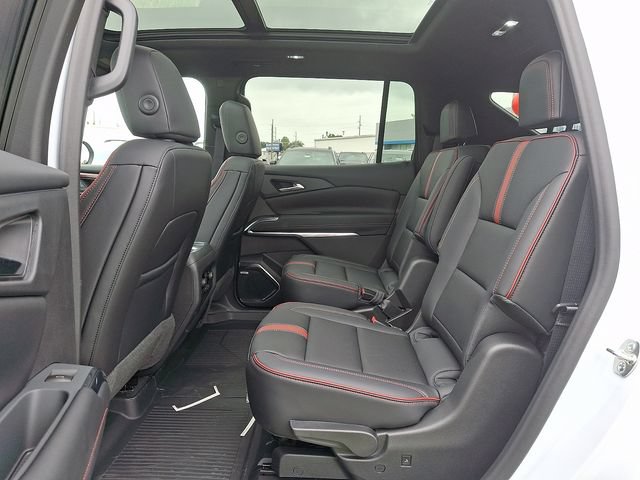 New 2027 Chevrolet Traverse RS w/ LPO, Floor Liner Package AWD/4WD image 6