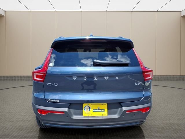 New 2026 Volvo XC40 B5 Core AWD/4WD image 7