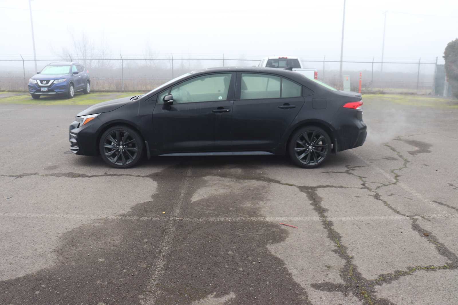 Used 2024 Toyota Corolla SE w/ SE Package image 8