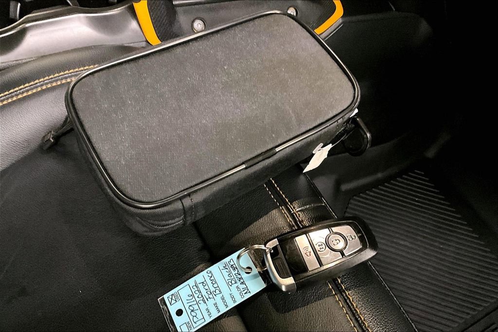 Used 2022 Ford Bronco Badlands image 33