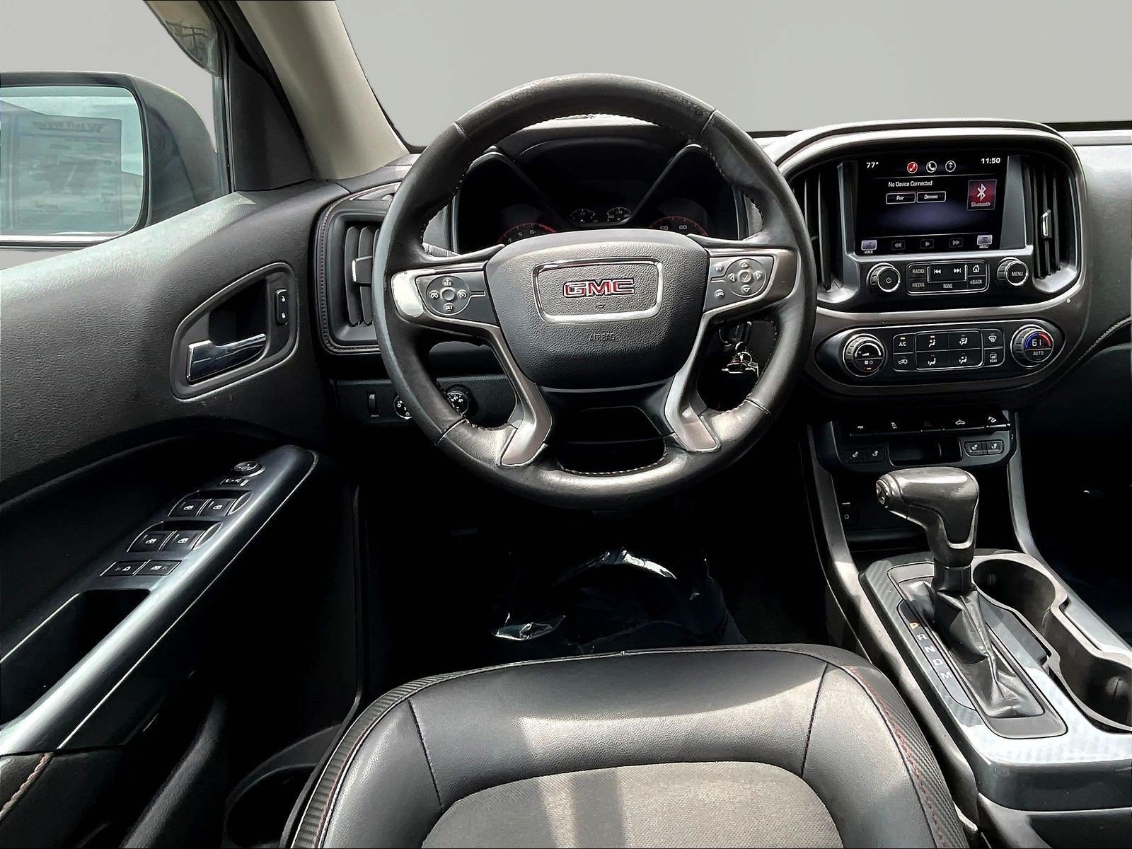 Used 2015 GMC Canyon SLE w/ All-Terrain Package AWD/4WD image 9