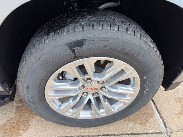 Used 2024 GMC Yukon SLT w/ SLT Premium Package AWD/4WD image 62