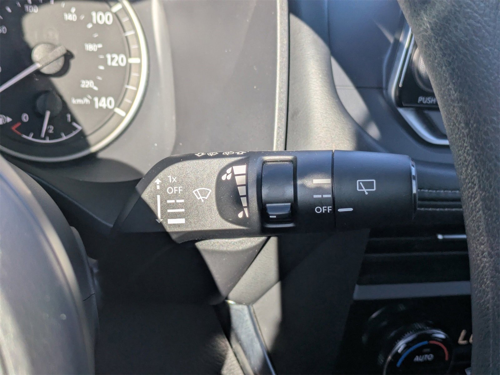 Used 2024 Nissan Rogue SV image 30