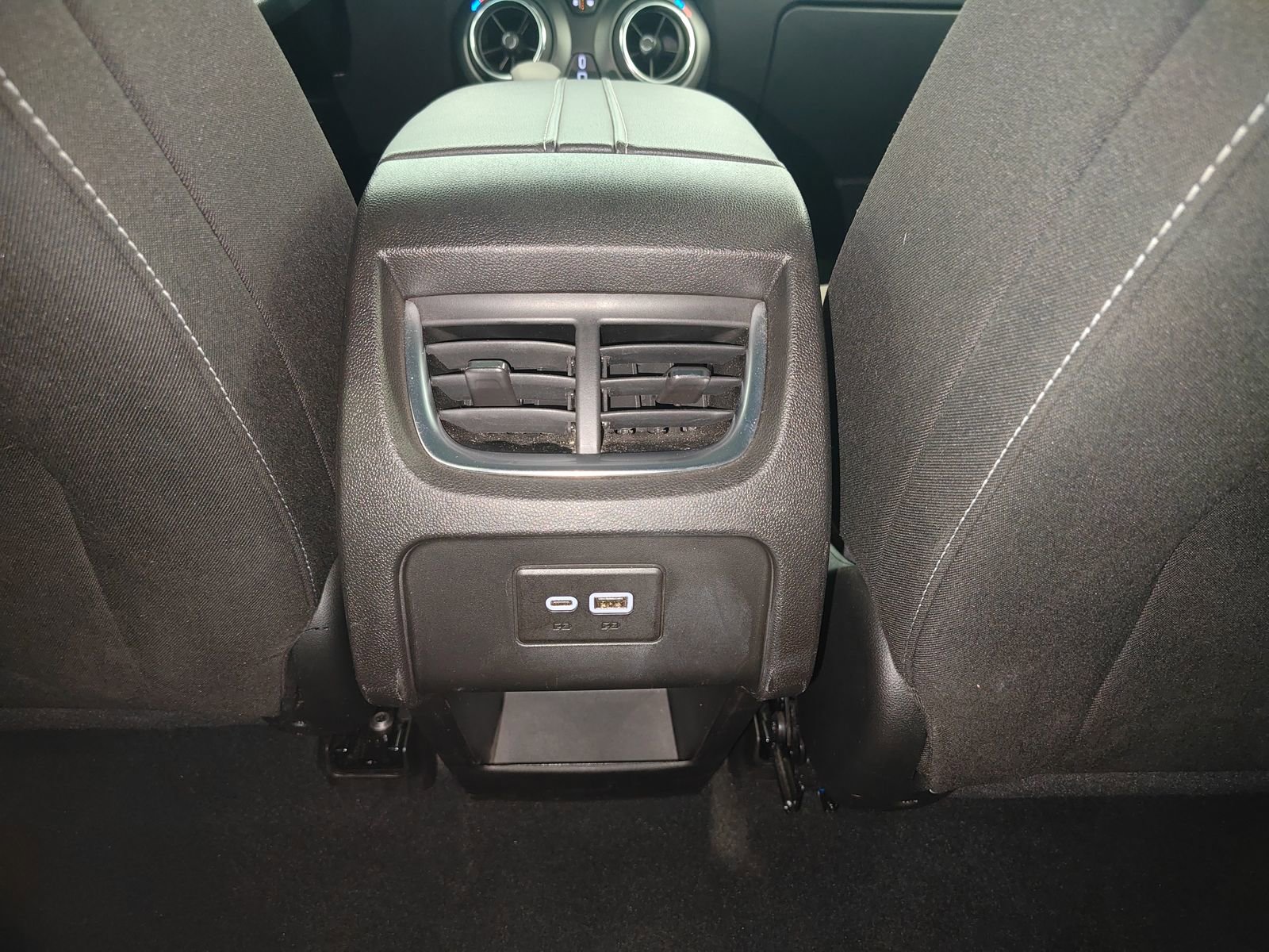 Used 2025 Chevrolet Blazer LT image 29