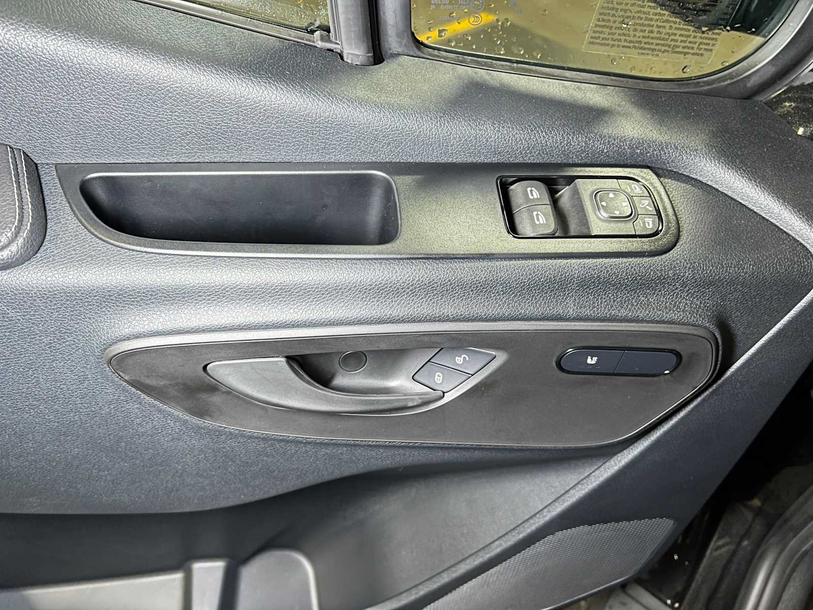 Used 2025 Mercedes-Benz Sprinter 2500 image 21