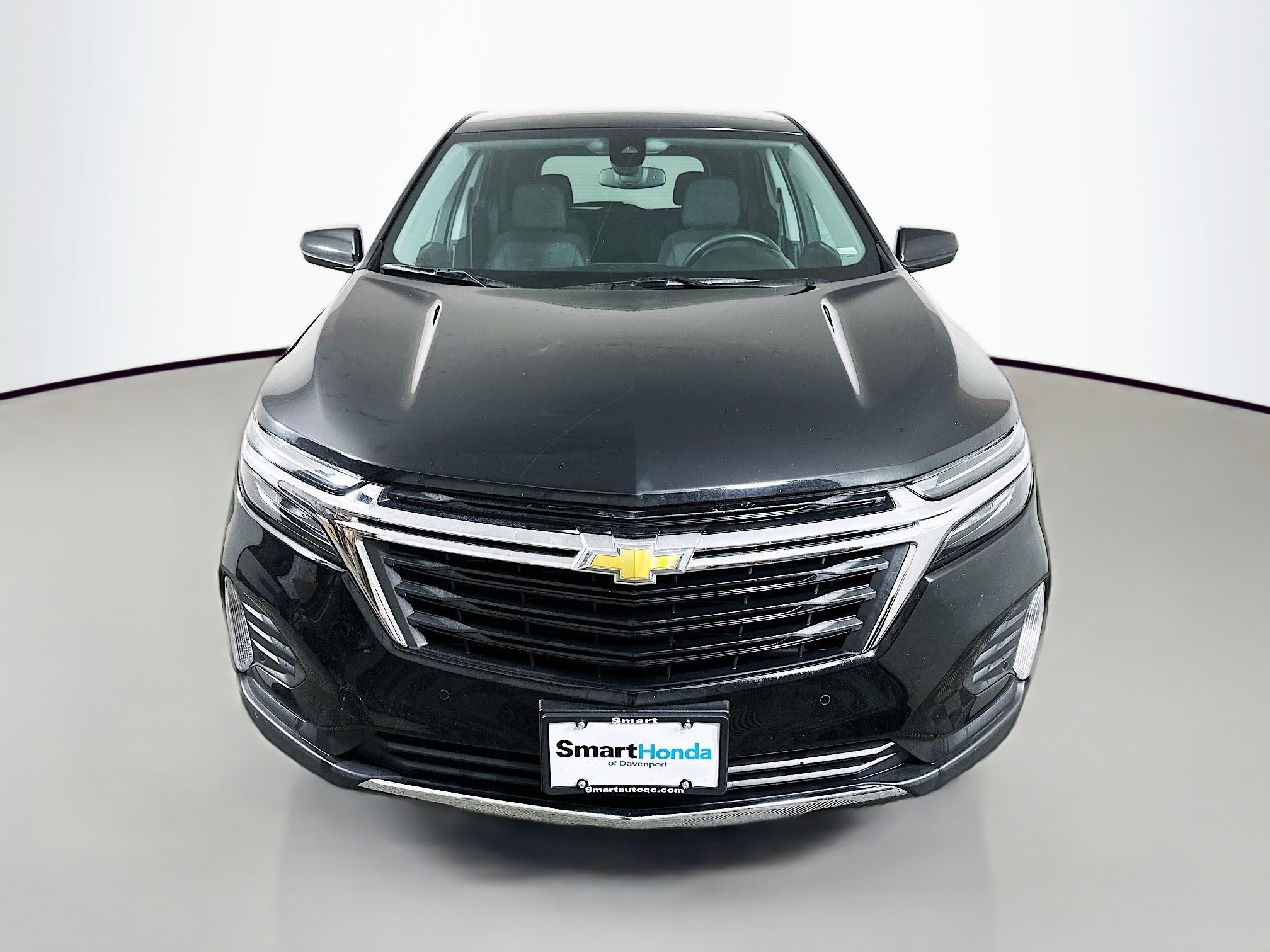 Used 2024 Chevrolet Equinox LT image 2