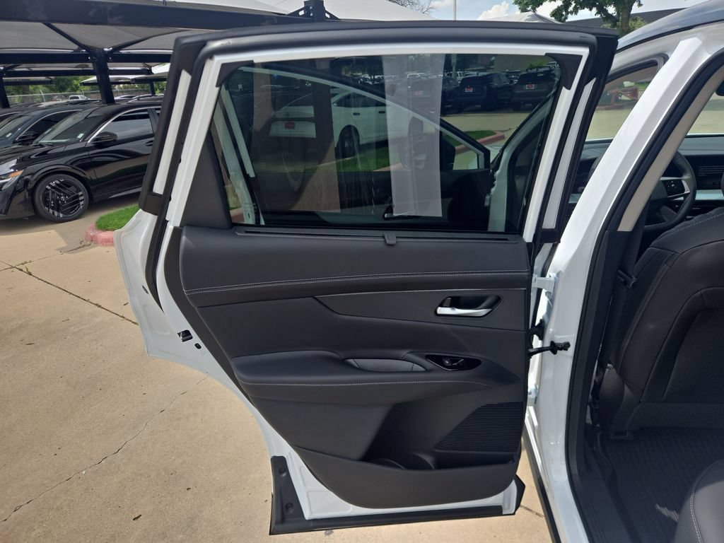 New 2026 Nissan Murano Platinum w/ Cargo Package AWD/4WD image 13