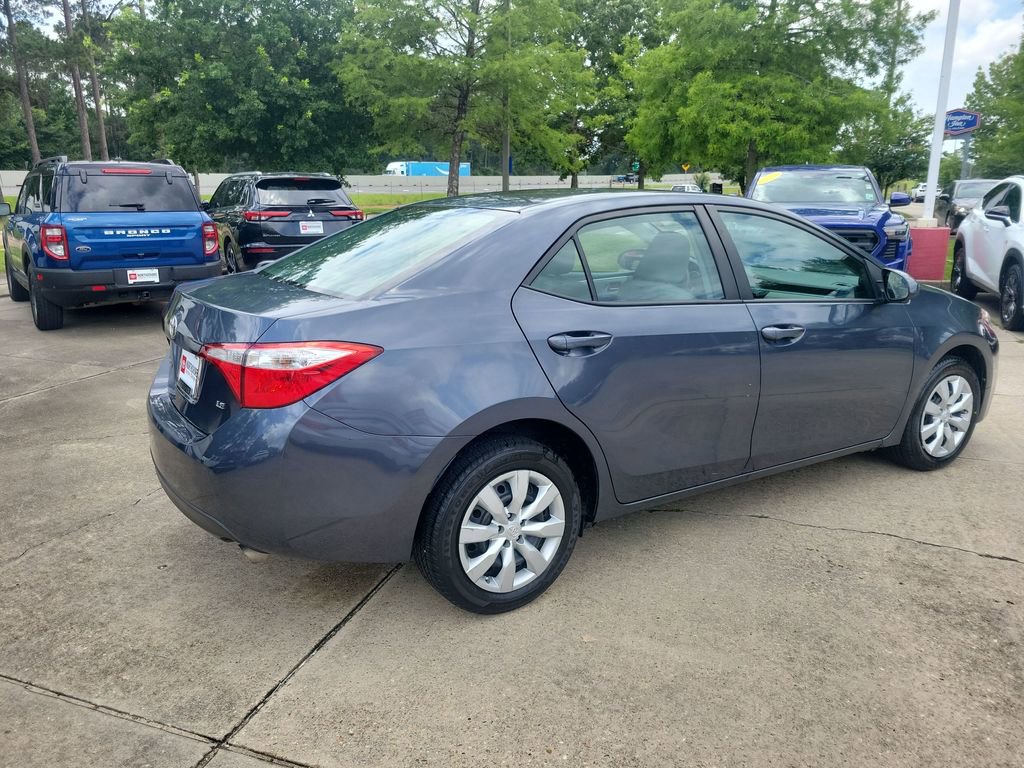 Used 2016 Toyota Corolla LE FWD image 6