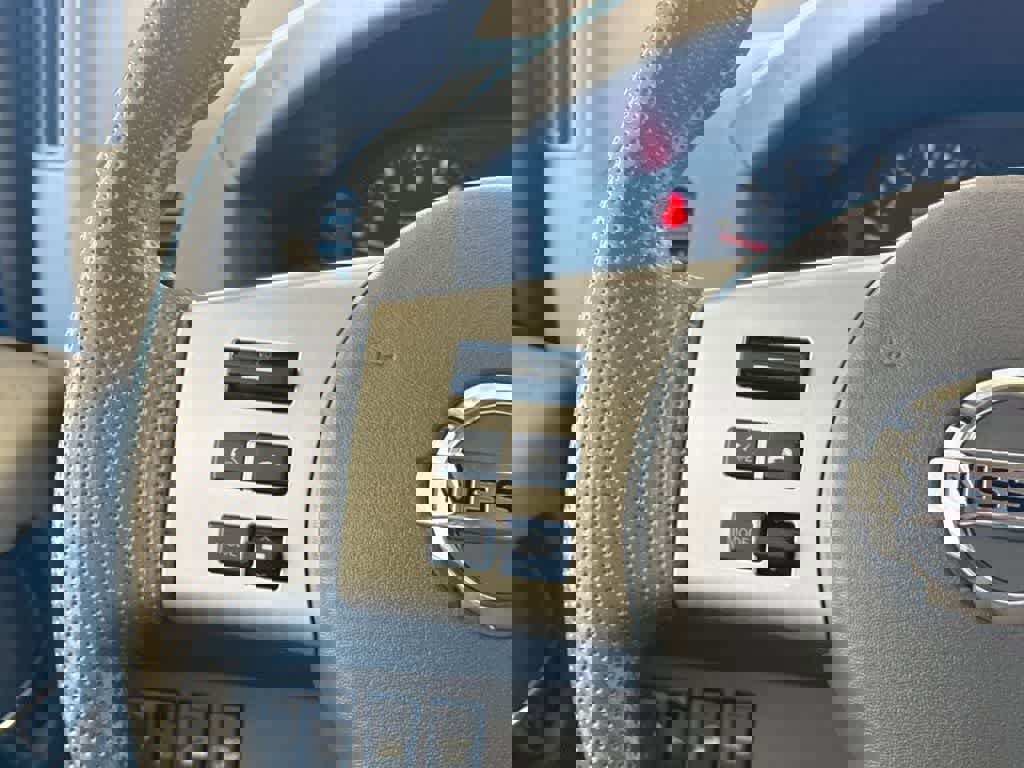 Used 2017 Nissan Frontier SV image 24