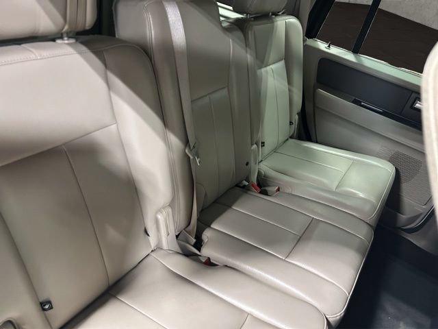 Used 2010 Ford Expedition XLT AWD/4WD image 14