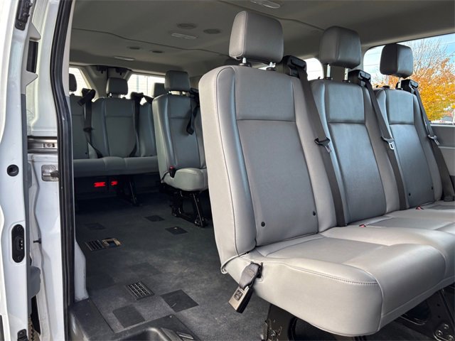 Used 2019 Ford Transit 350 XL image 33