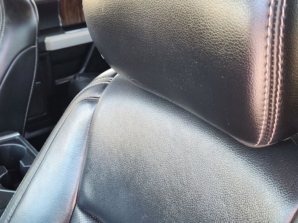 Used 2020 Ford F150 Lariat image 16