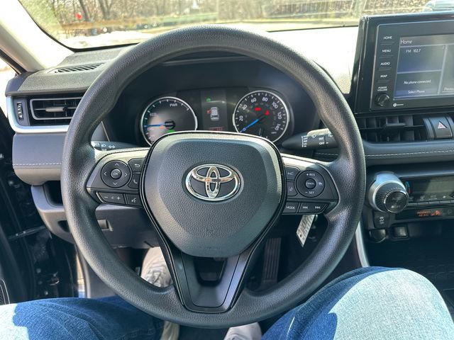 Used 2022 Toyota RAV4 LE image 36