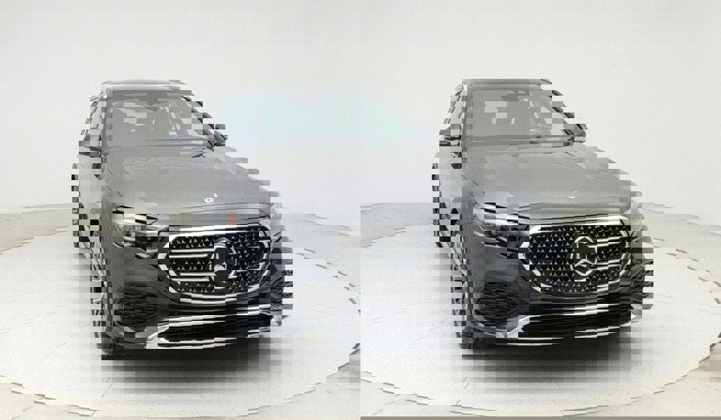 Used 2024 Mercedes-Benz E 450 4MATIC All-Terrain Wagon w/ Multicontour Seating Package image 2