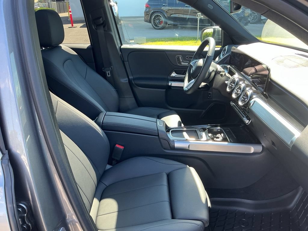 Certified 2026 Mercedes-Benz GLB 250 4MATIC image 18