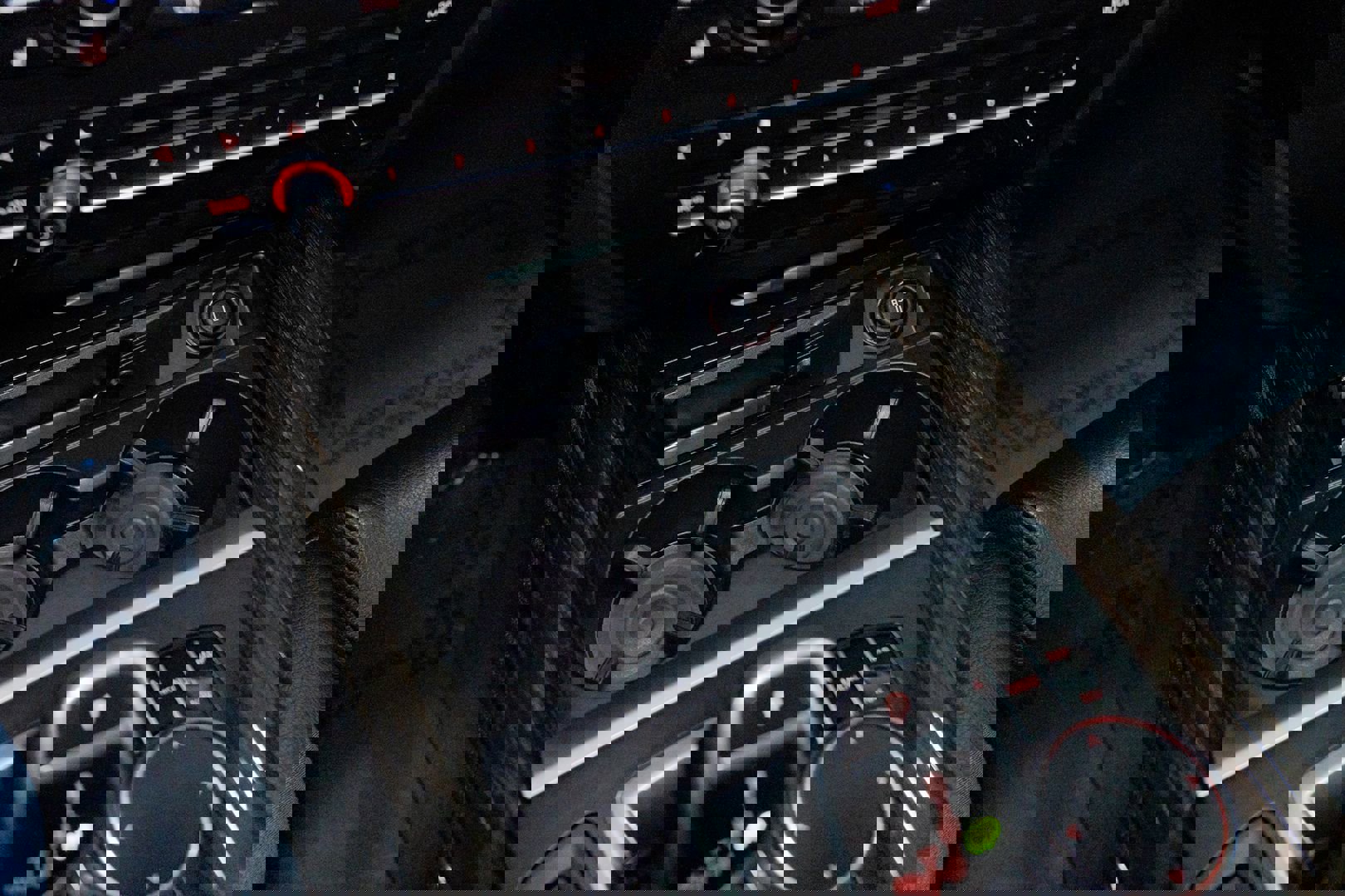 Used 2018 BMW X5 xDrive50i w/ M Sport Package image 53