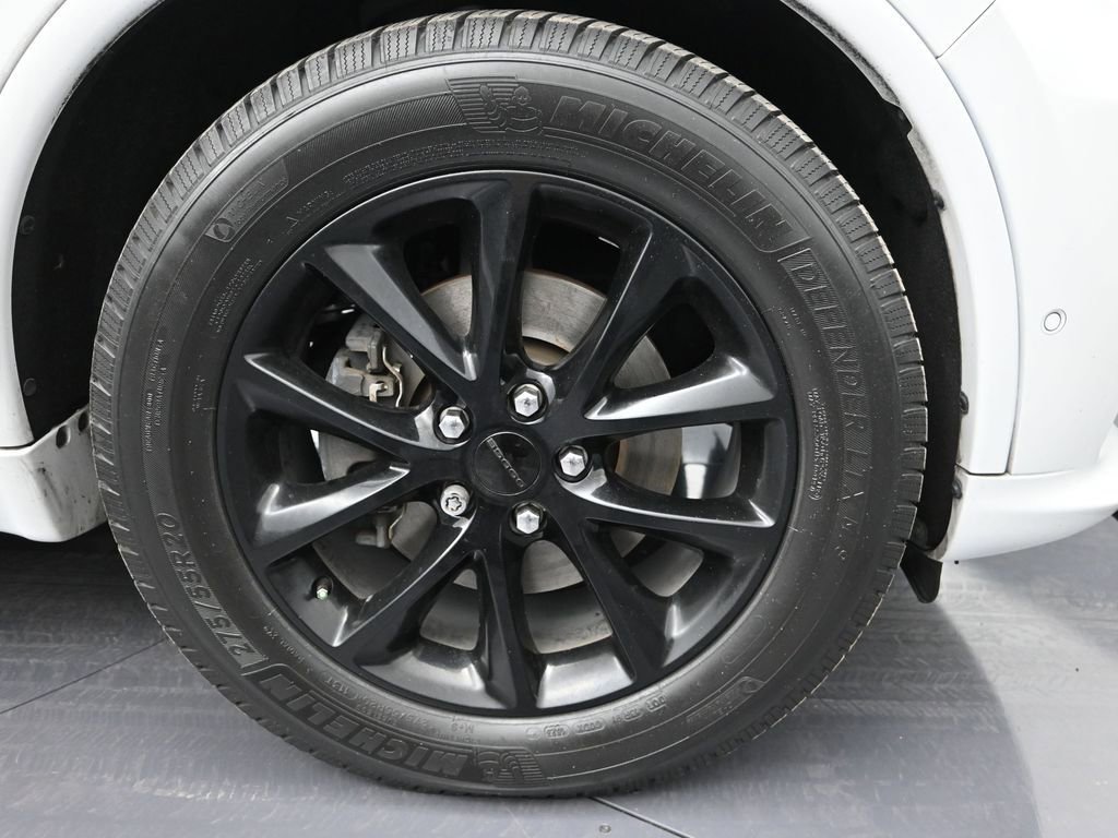 Used 2018 Dodge Durango R/T w/ Blacktop Package RWD image 9