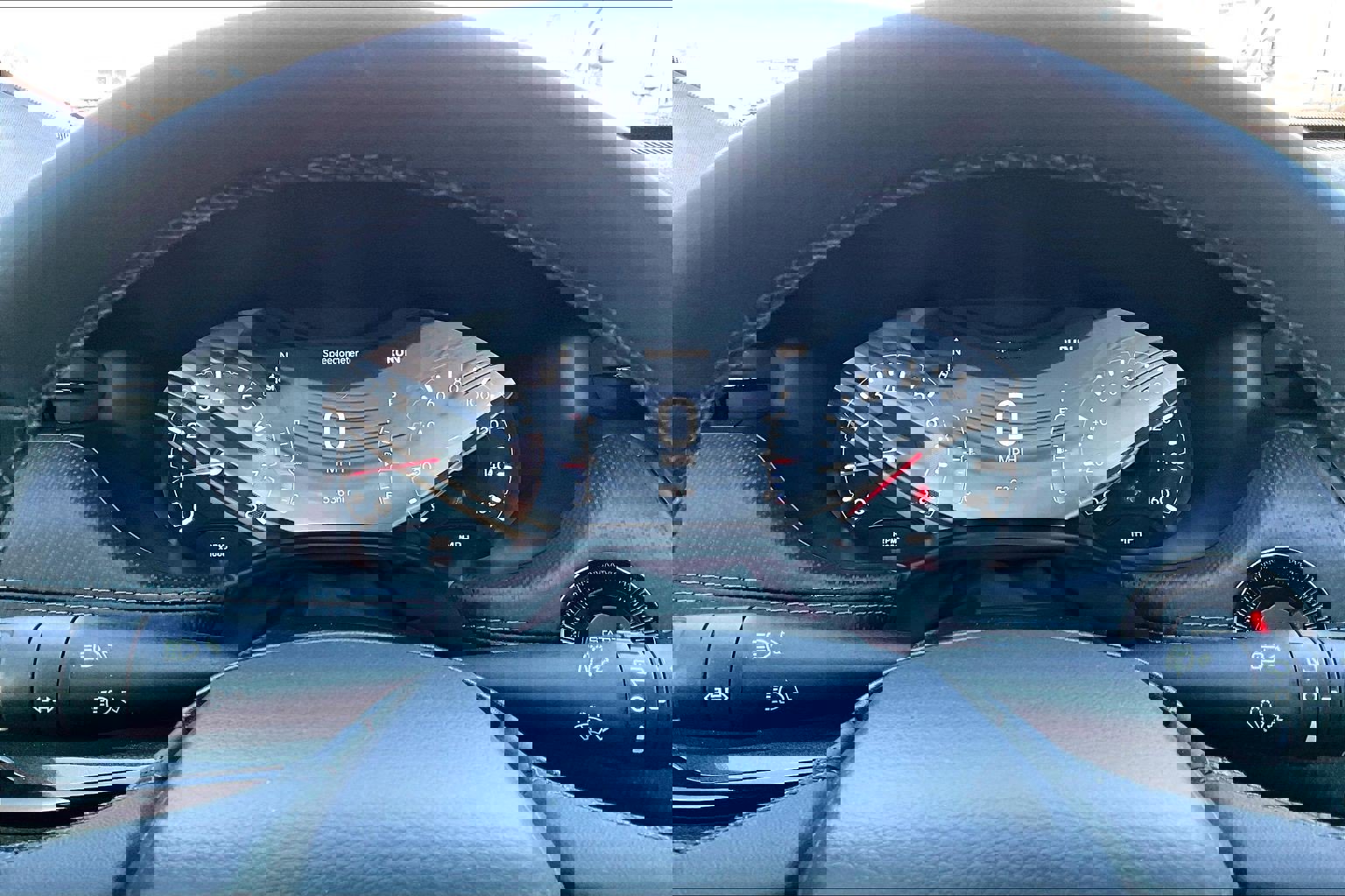 Used 2026 Jeep Compass Latitude image 13