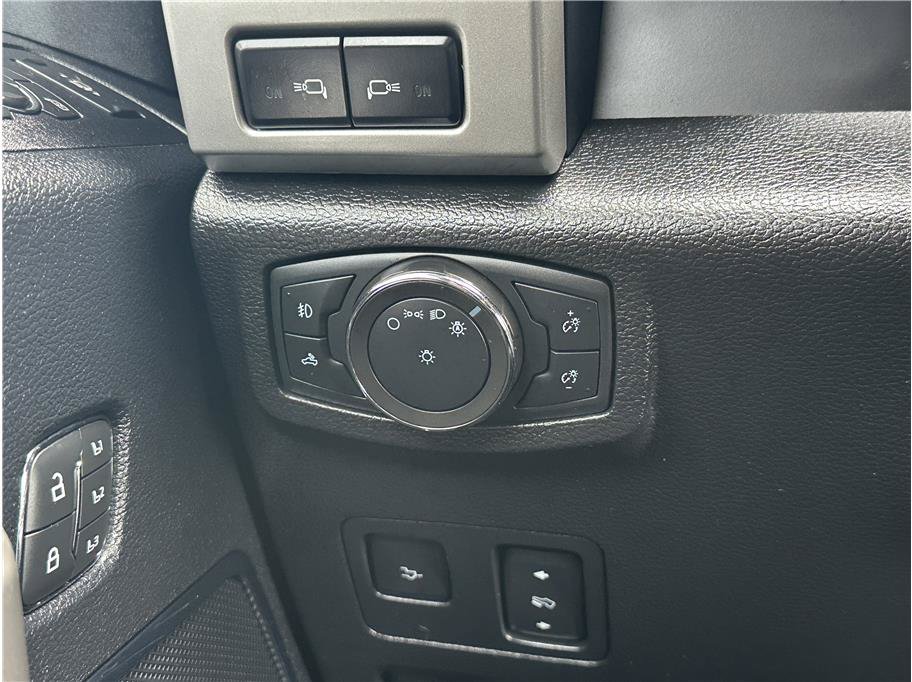Used 2020 Ford F250 Lariat AWD/4WD image 27