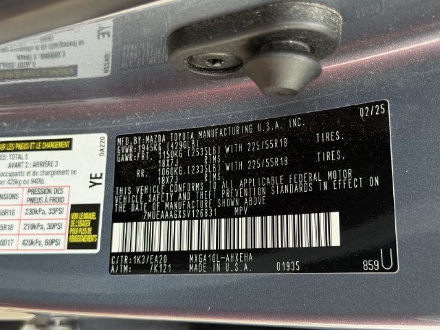 Used 2025 Toyota Corolla Cross XLE FWD image 34
