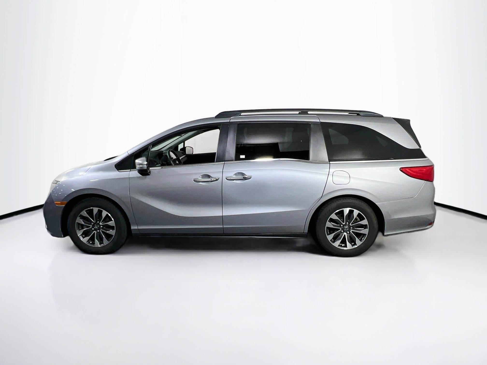 Used 2023 Honda Odyssey EX-L image 8