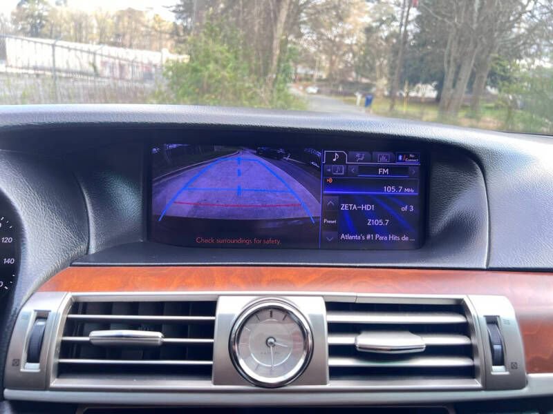 Used 2013 Lexus LS 460 w/ Comfort Pkg RWD image 19