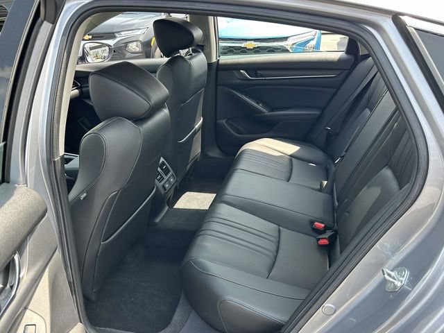 Used 2022 Honda Accord Touring image 18