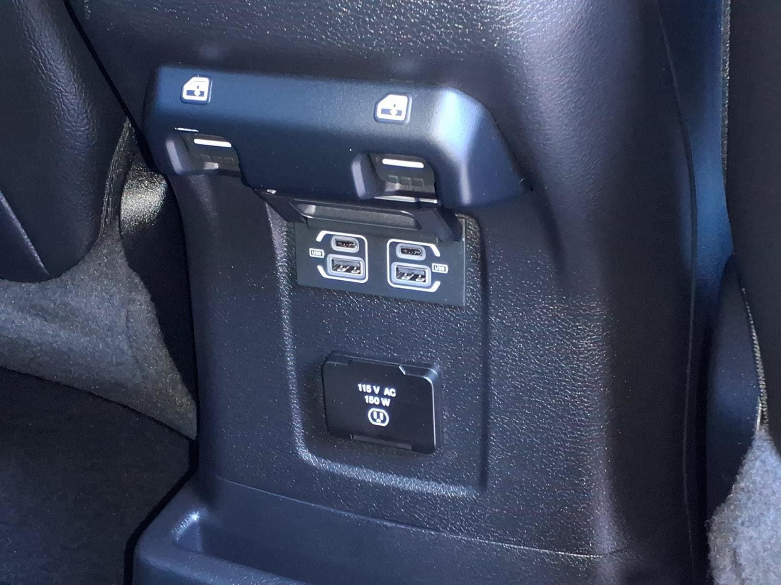 Certified 2022 Jeep Wrangler Unlimited Sahara w/ Cold Weather Group AWD/4WD image 13