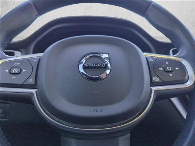 Used 2020 Volvo XC60 T5 Momentum w/ Protection Package AWD/4WD image 23