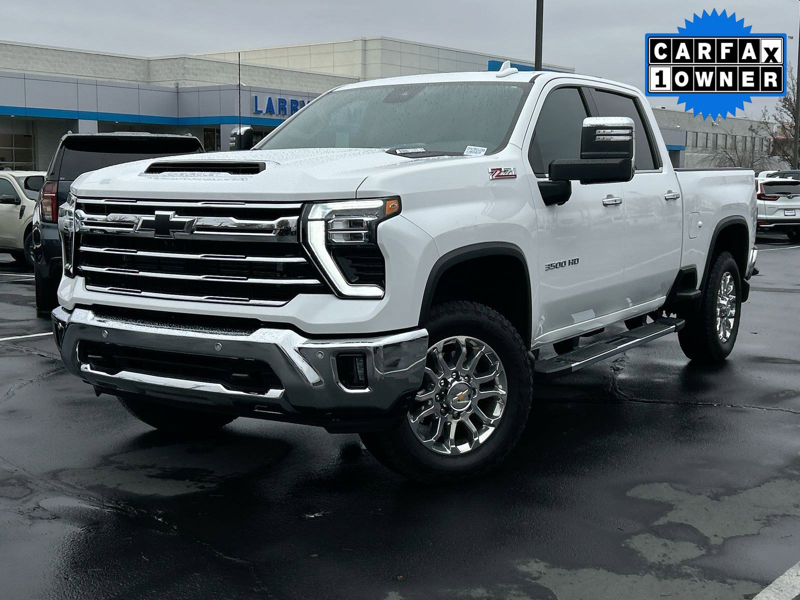 Used 2025 Chevrolet Silverado 3500 LTZ w/ LTZ Plus Package image 2