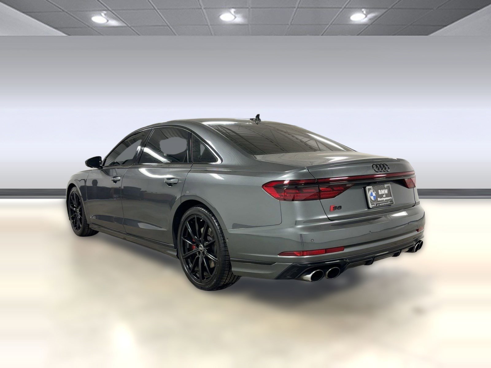 Used 2024 Audi S8 w/ S8 Comfort Plus Package image 2