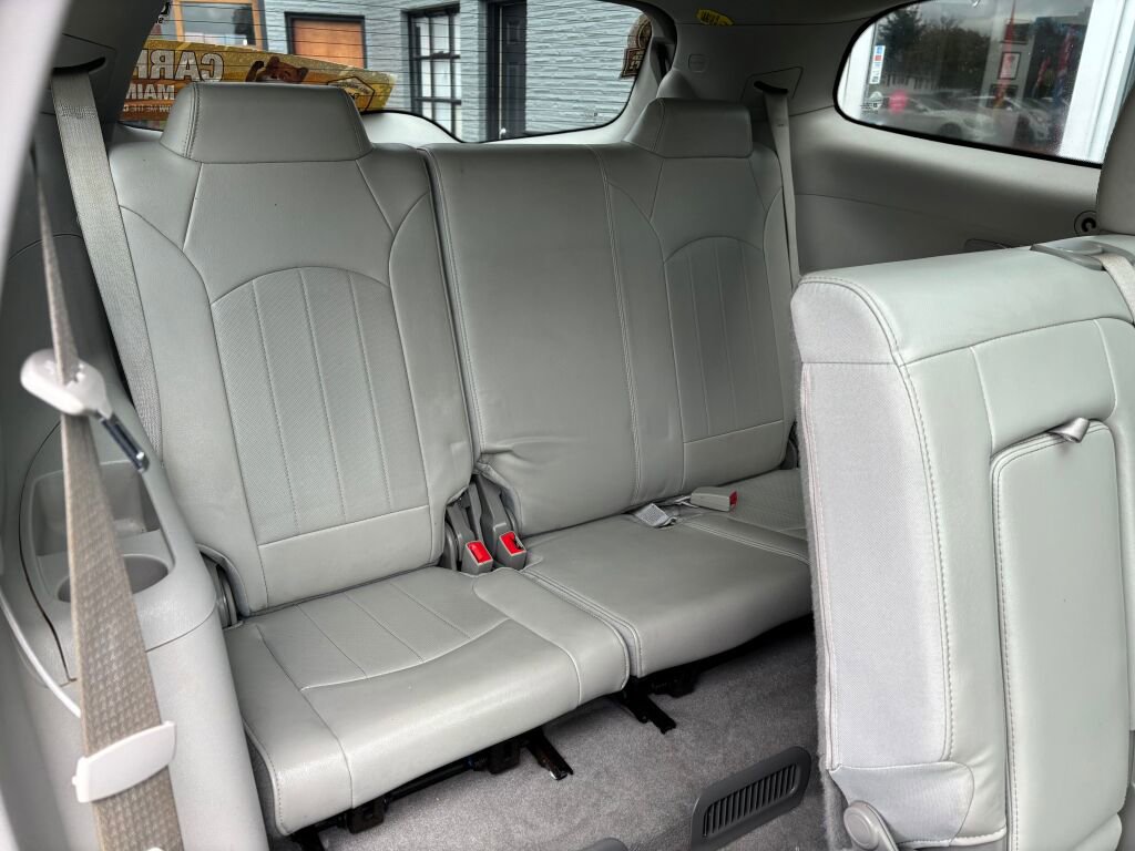 Used 2017 Buick Enclave Premium w/ Experience Buick Package image 22