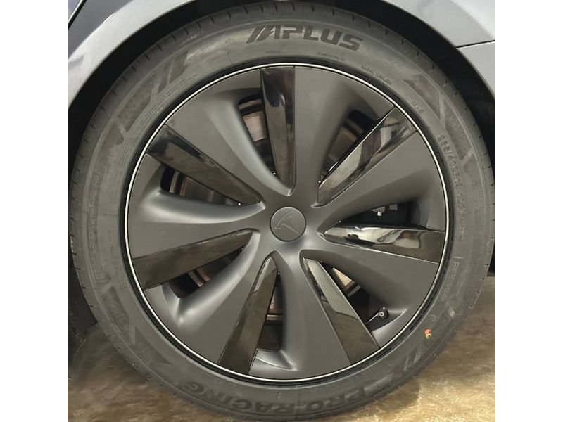 Used 2022 Tesla Model S Standard Range AWD/4WD image 12