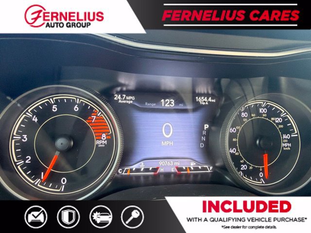 Used 2019 Jeep Cherokee Trailhawk w/ Cold Weather Group AWD/4WD image 11
